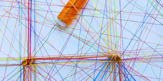 Bunte Fäden Netzwerk Diskurs